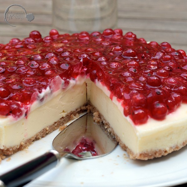 New York Cheesecake mit Johannisbeeren