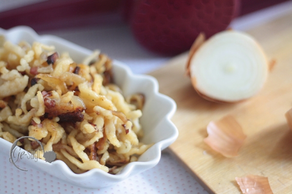 selbst gemachte Käse-Spätzle